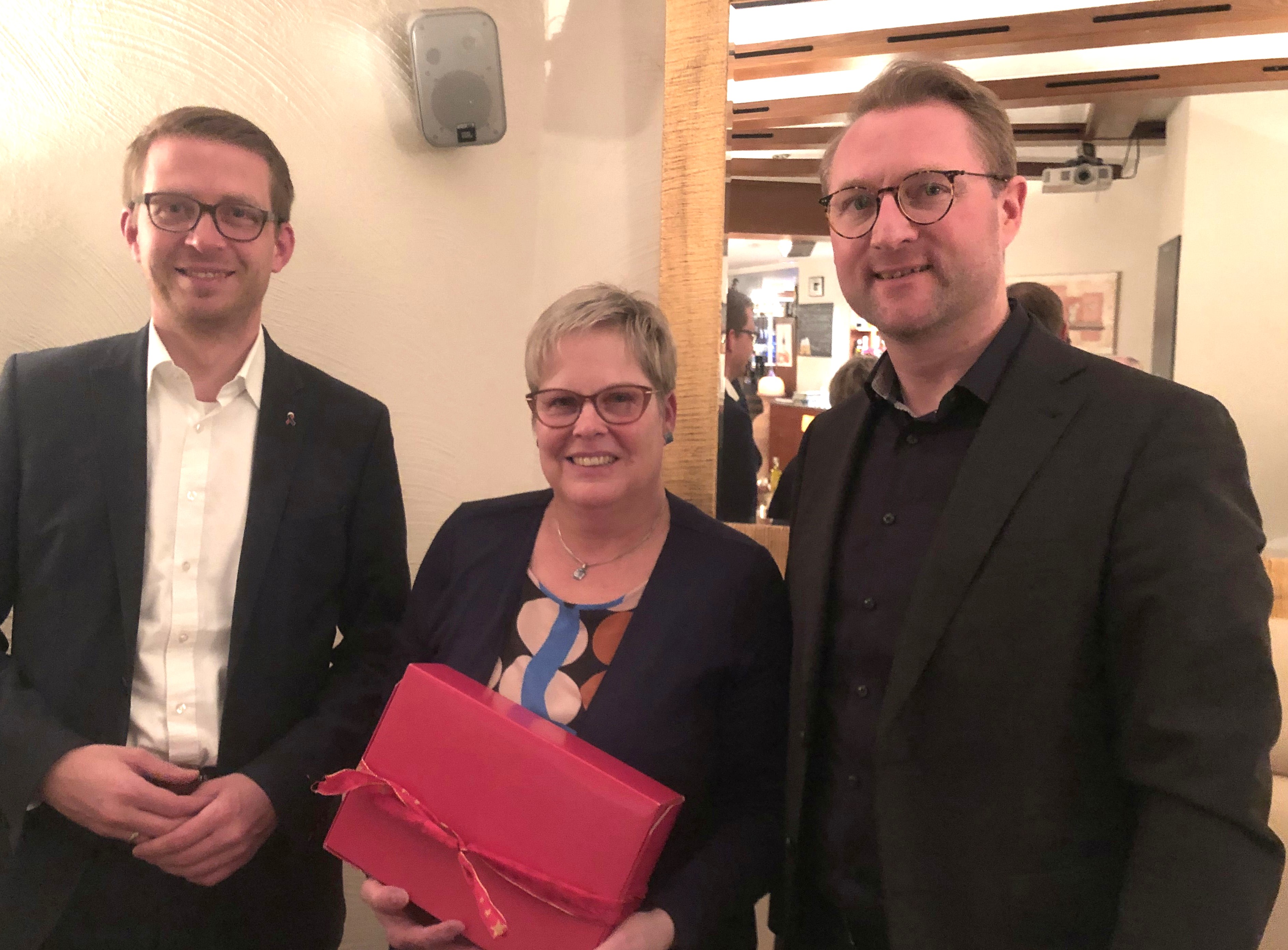  Mischak und Ruhl ehren Iris Schmidt für 20 Jahre Engagement als CDU-Kreisgeschäftsführerin